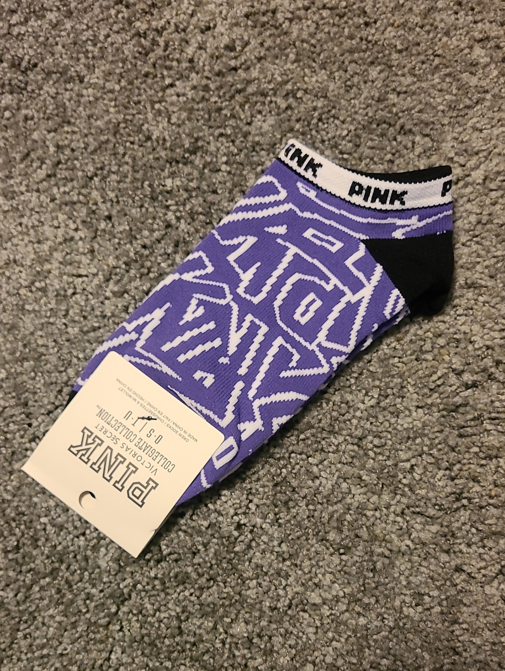 PINK Victoria's Secret Women's Low-Cut Ankle Socks in Purple